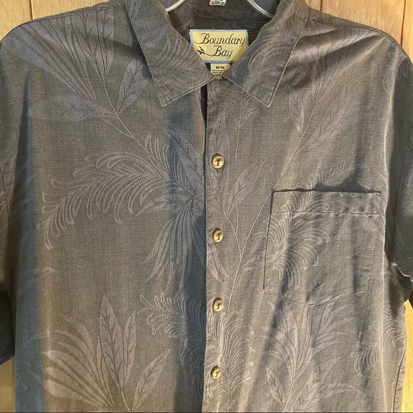 Boundary Bay Wood Button Down Silk Blue Texture Top SZ Medium - Picture 2 of 6